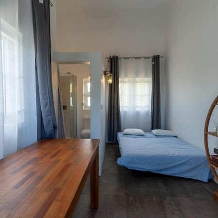 Ruisseau Creole El-Sangha Studio 2Mina Pieds De La Plage De Baie Du Cap מראה חיצוני תמונה